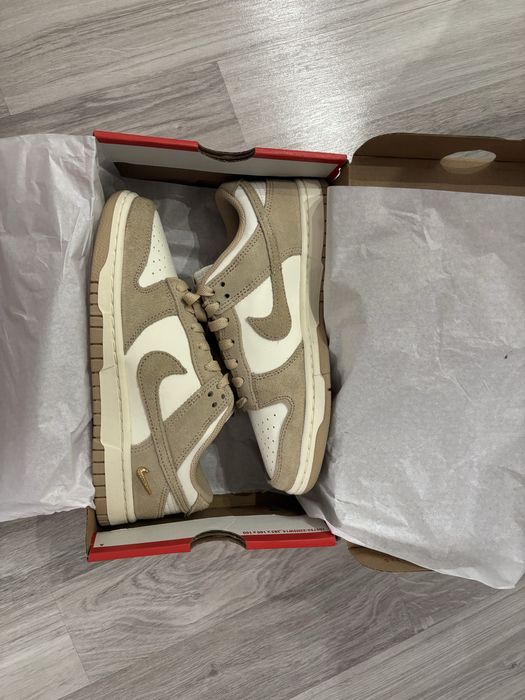 Nike dunk low suede
