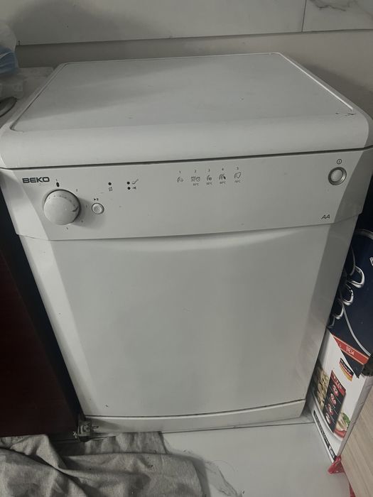 Продам посудмоечную машину