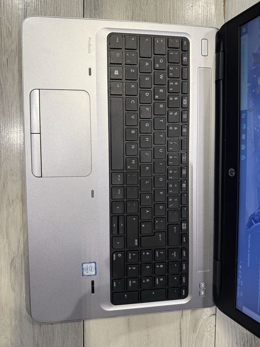 Hp ProBook 650 G2-i5 6200u/8гб/250гб ссд
