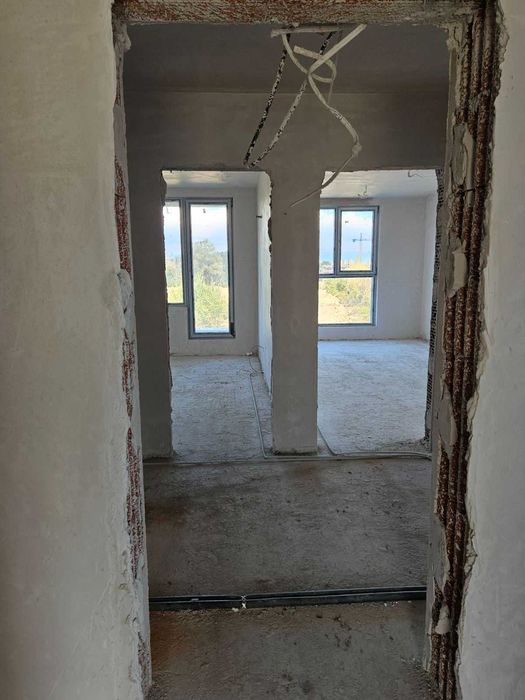 Тристаен апартамент ж.к. Малинова долина