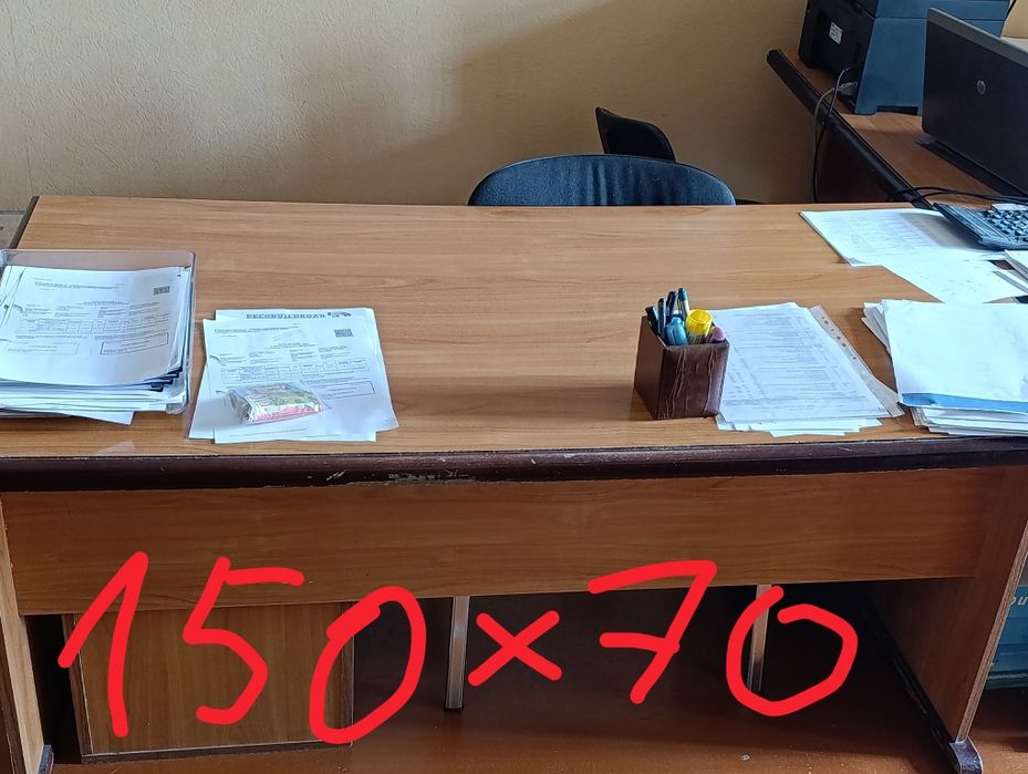 Офисные столы и шкафы 70.000 сум