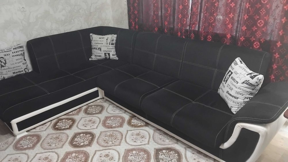 Ъглови дивани 333