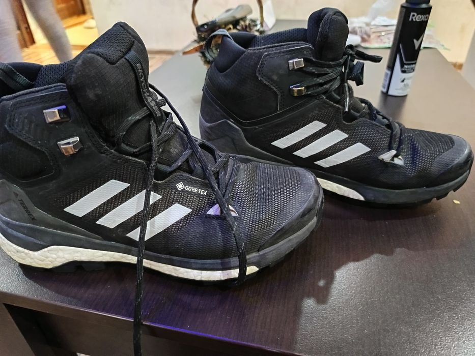Боти адидас-gore tex