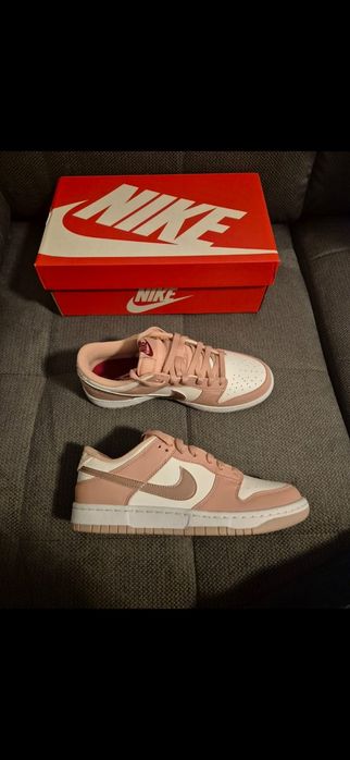 Nike dunk low pink