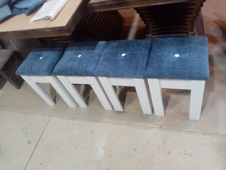 Продам новые кухонные табуретки!