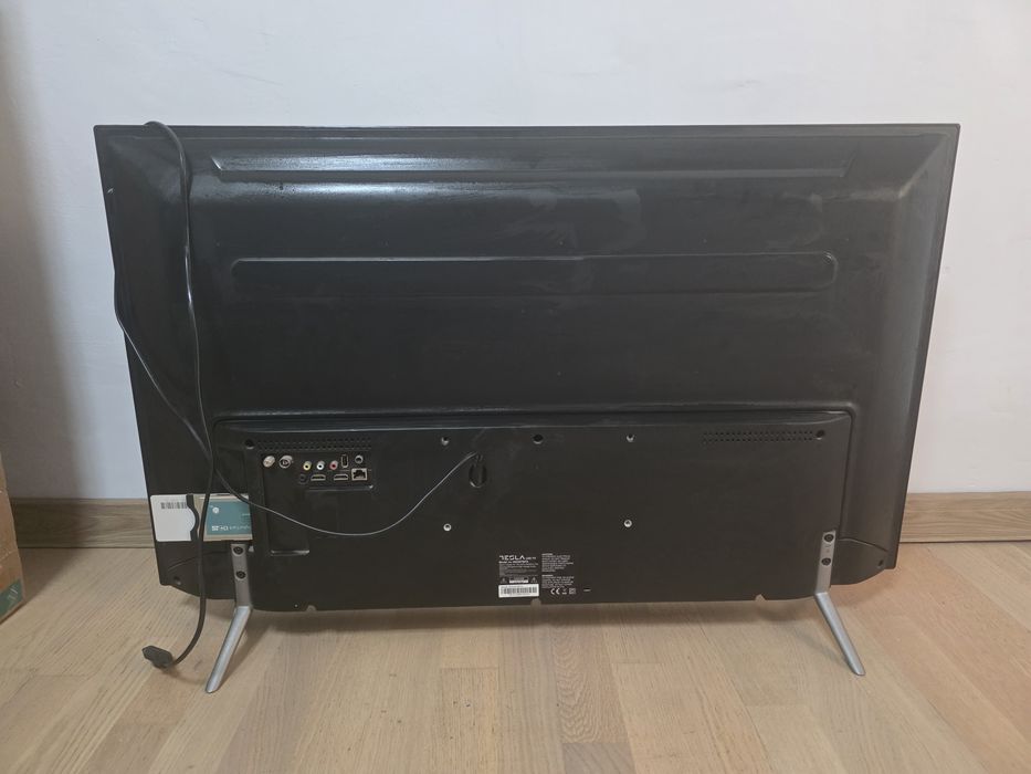 Televizor smart Tesla