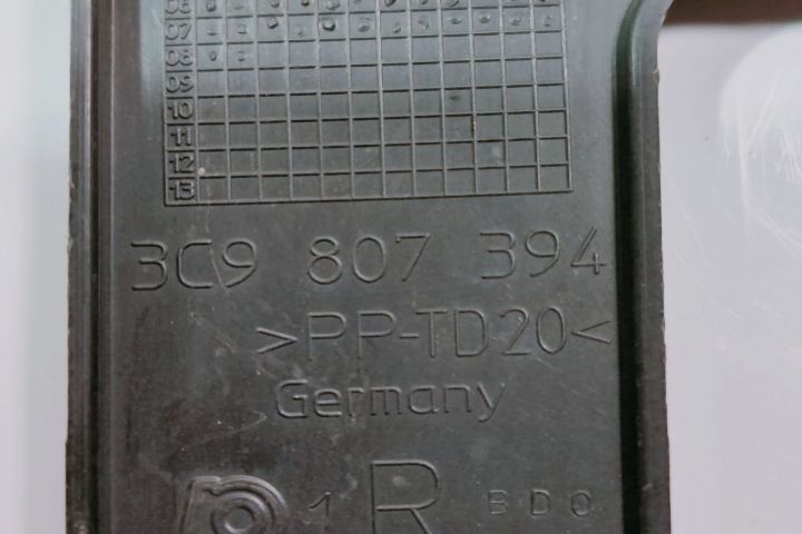 Suport bara dreapta spate   3C9807394 Volkswagen VW Passat B6