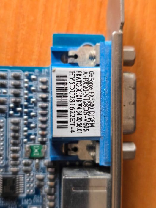 AGP Видеокарта NVIDIA GeForce FX 5200 128MB – За Колекционери