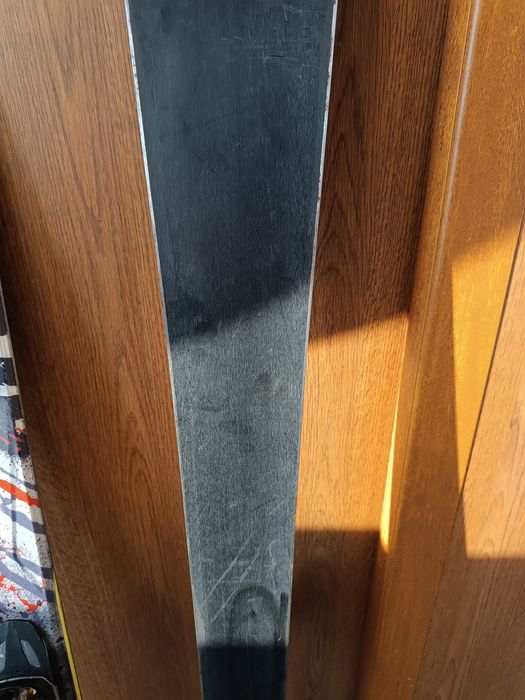 Skiuri Atomic Nomad 164