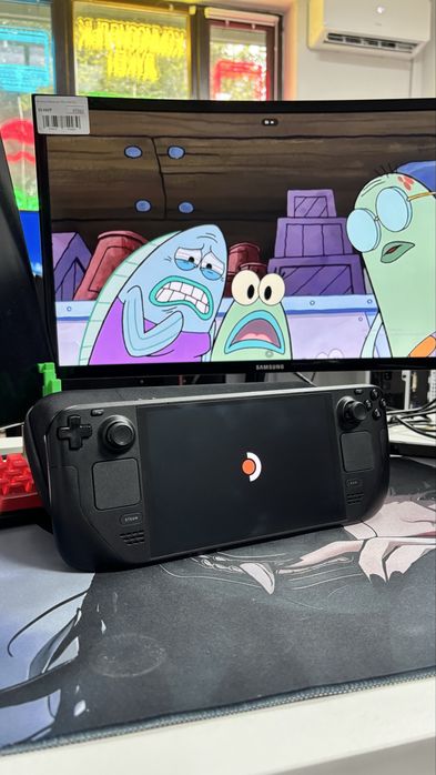 Портативная приставка Steam Deck Oled 2Tb памяти с кейсом