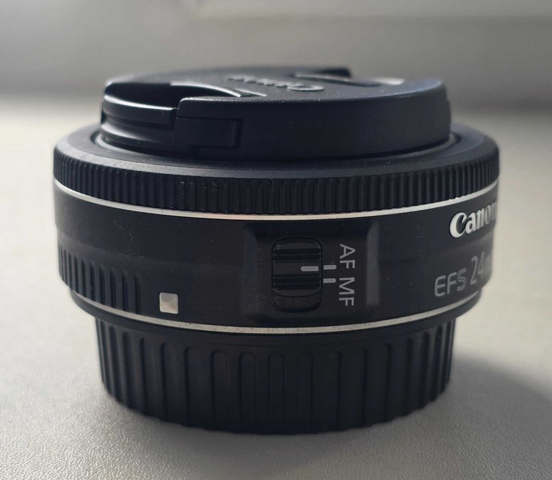 Canon EF-S 24mm f/2.8 STM