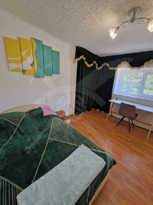 Дава се под наем Двустаен апартамент в Варна, м-т Траката - 50 кв.м за 375 € - Снимка #2