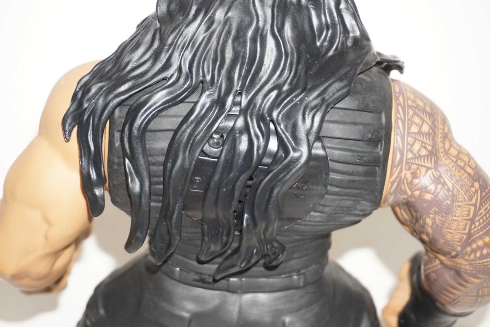 Рядка Оригинална Голяма Говореща Кеч Фигура На Roman Reigns 36см