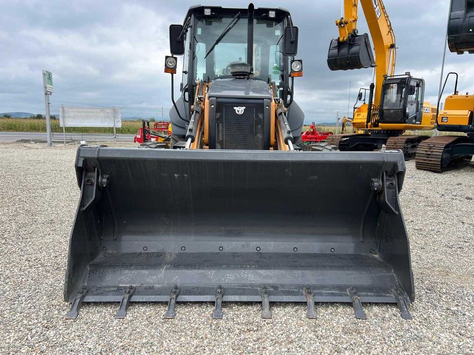 Багер-товарач Case 570SV – 7,5 т , 96 кс, телескопична стрела + видео