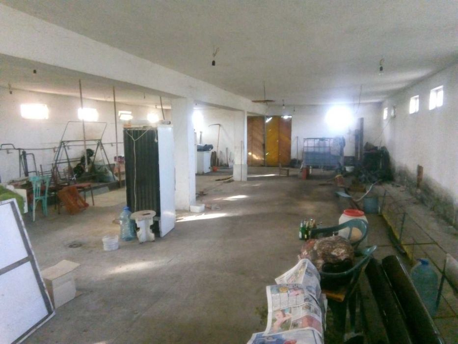 Продава се Къща в Благоевград, Първа промишлена зона - 1500 кв.м за 18 €/кв.м - Снимка #3