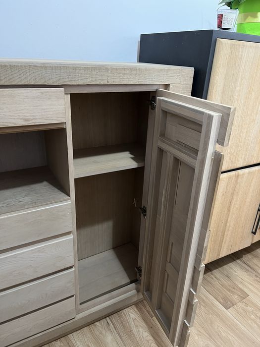 Comodă, stejar, finisaje premium