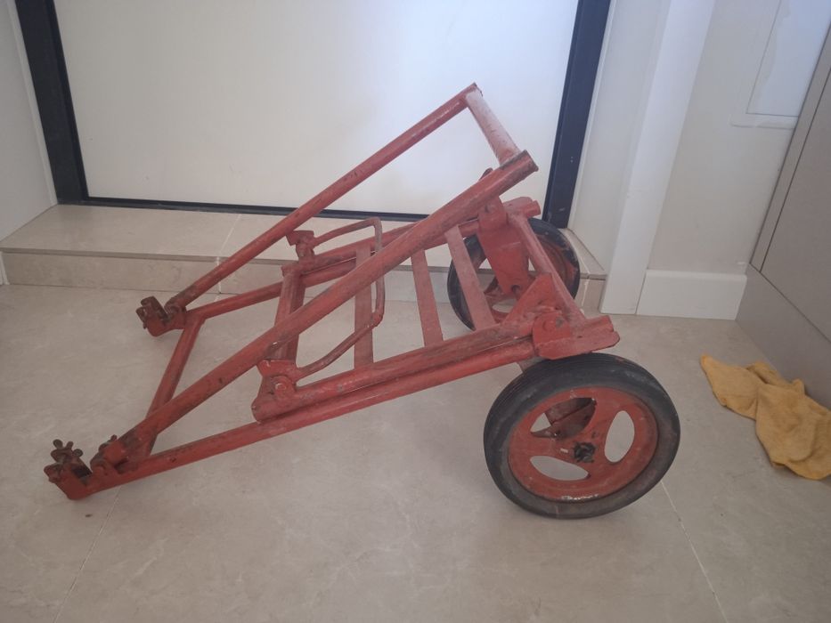 Продам тачку и кафелерезку