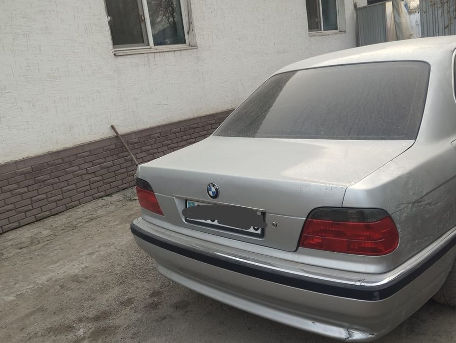 Продаю БМВ е38 срочно