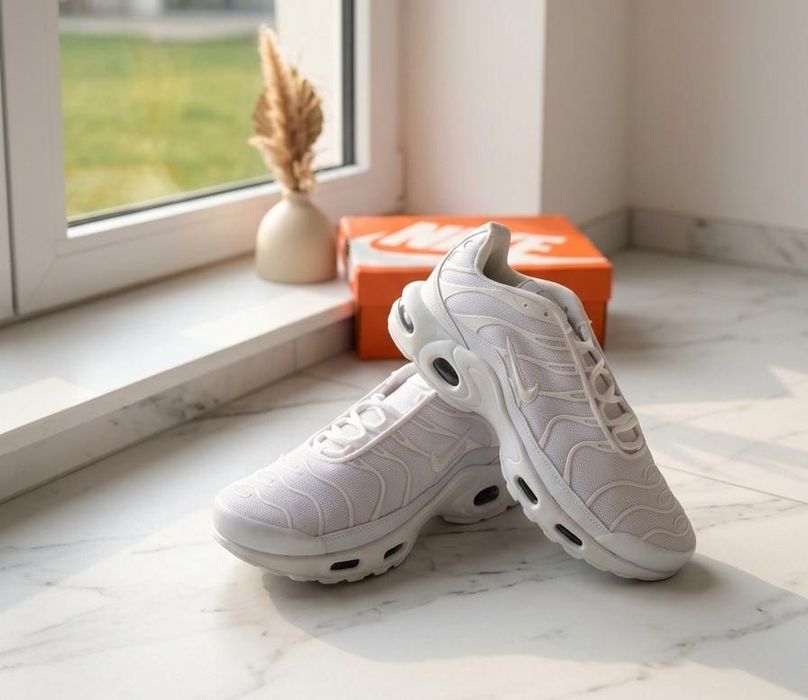 Adidasi NIKE TN - Produs PREMIUM - Full Box