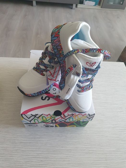 Маратонки Skechers 37