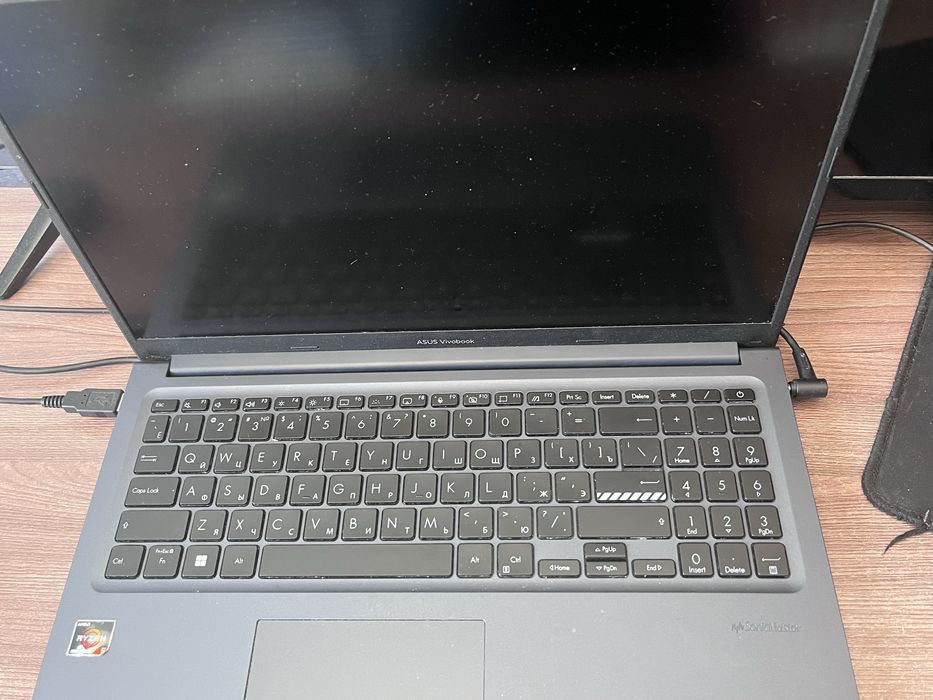 Ноутбук ASUS Vivobook