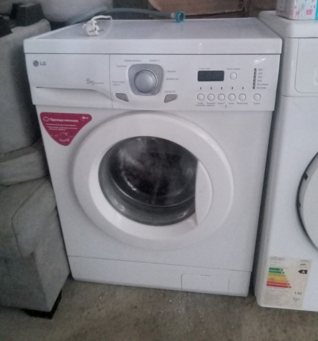 Уйга кераклик нарсалар ва бошка мебеллар срочно арзон сотилади