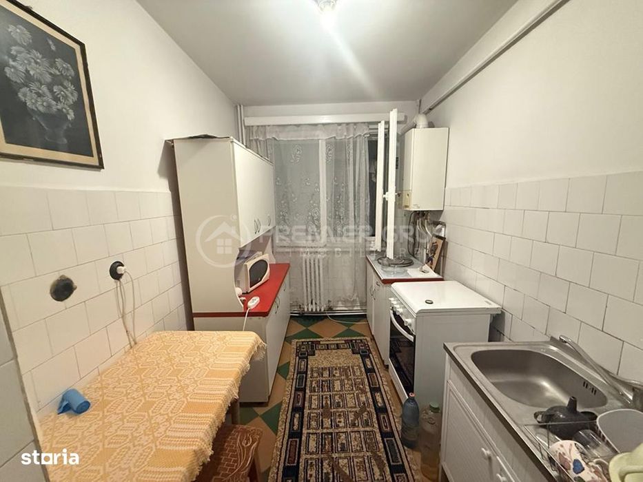 Etaj intermediar! Apartament 3 camere 73mp cu balcon, Tatarasi, CT