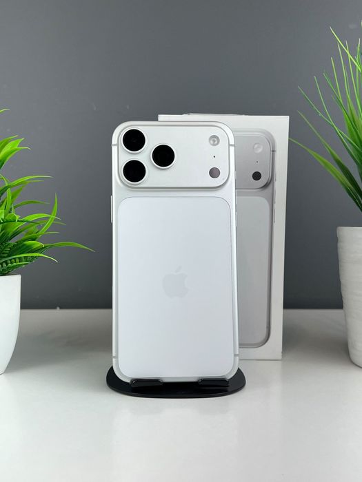 Телефон Apple iPhone 17 Pro Max 256GB