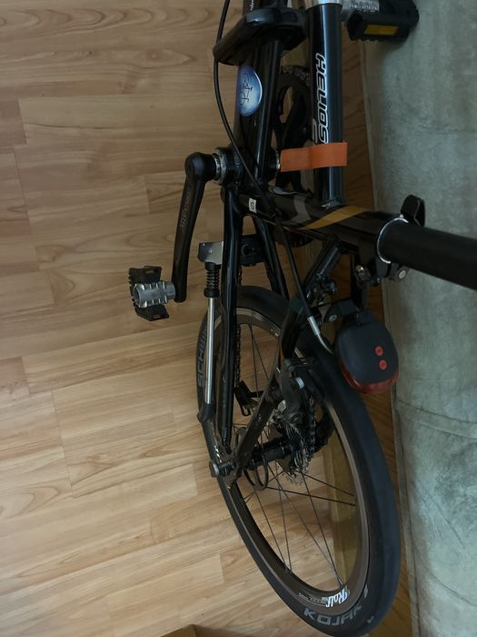 Dahon pliabila( Brompton)