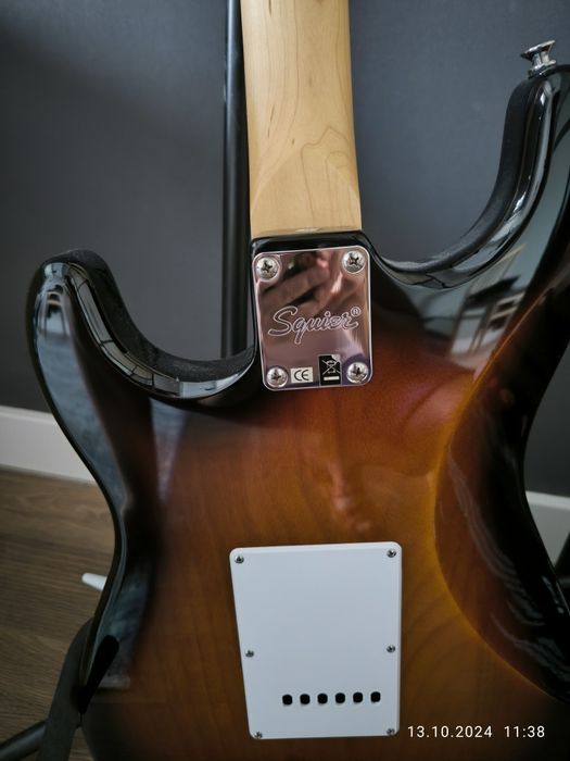 Электрогитара Squire