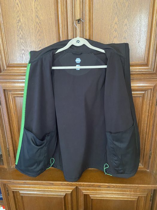 Vând geacă McKinley Ventmax Pro