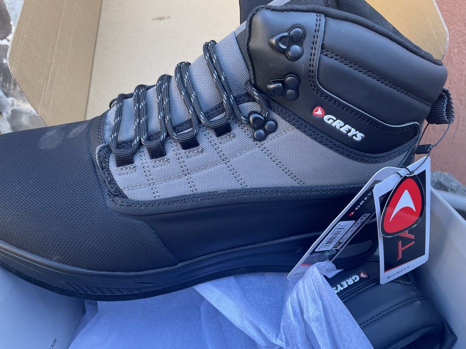 Bocanci wading boots