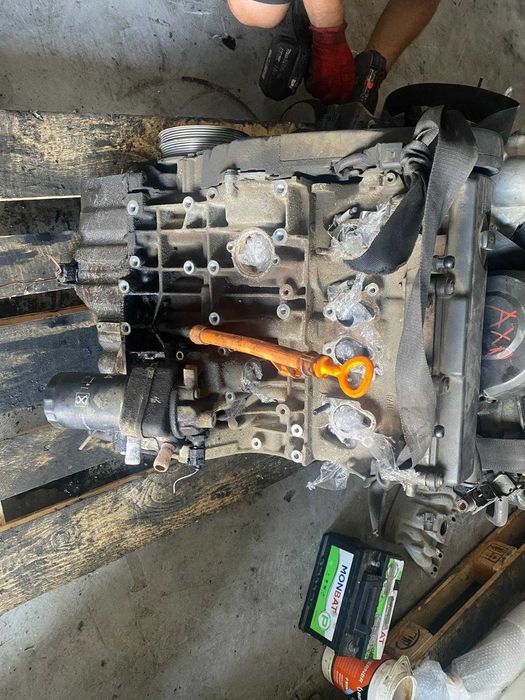 Motor 1.6 ALZ Benzina Audi/Volkswagen A4 B6/B5 Passat B5.5
