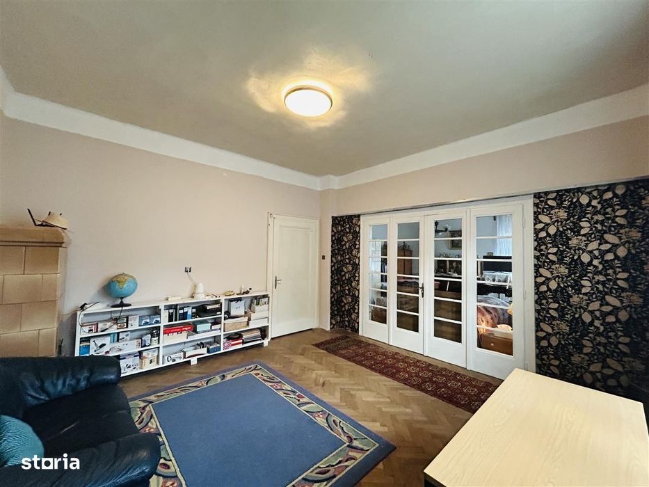 Casa individuala - teren 900 mp, garaj, pivnita, pod - Calea Poplacii