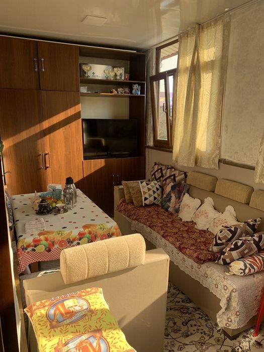 Уй сотилади келесс массивда