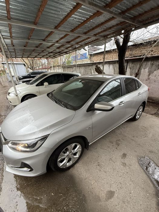 Onix Premier 2 turbo