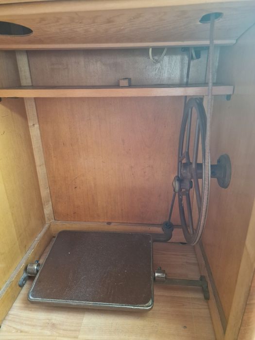 Vand masina cusut Ileana perfect functionala