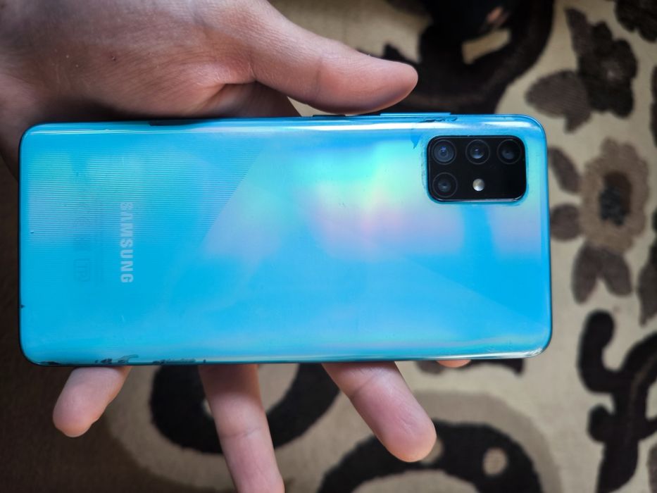 Самсунг Galaxy A51