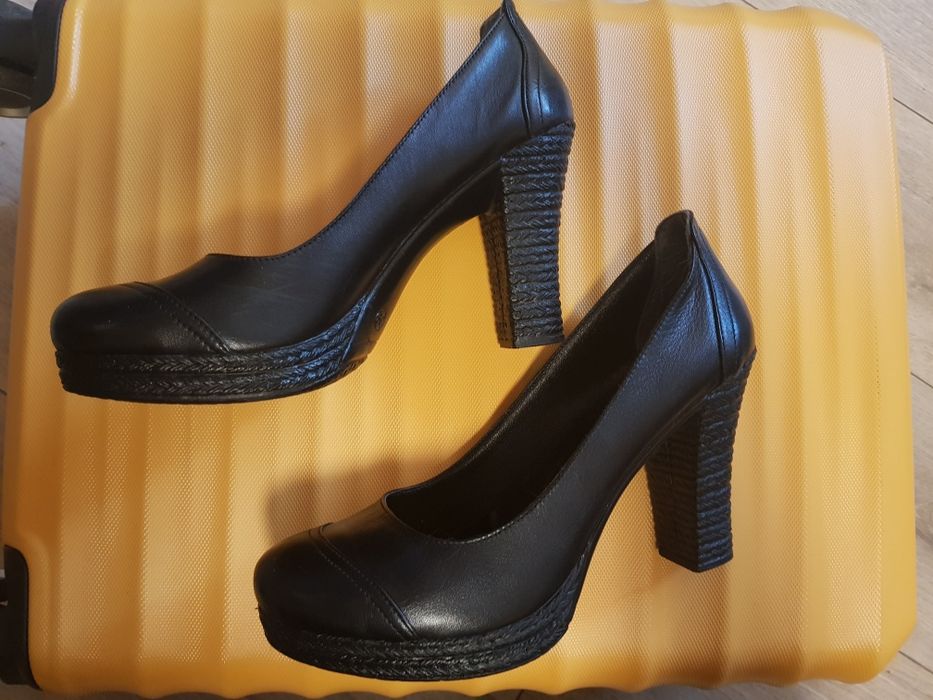 Дамски обувки от естествена кожа