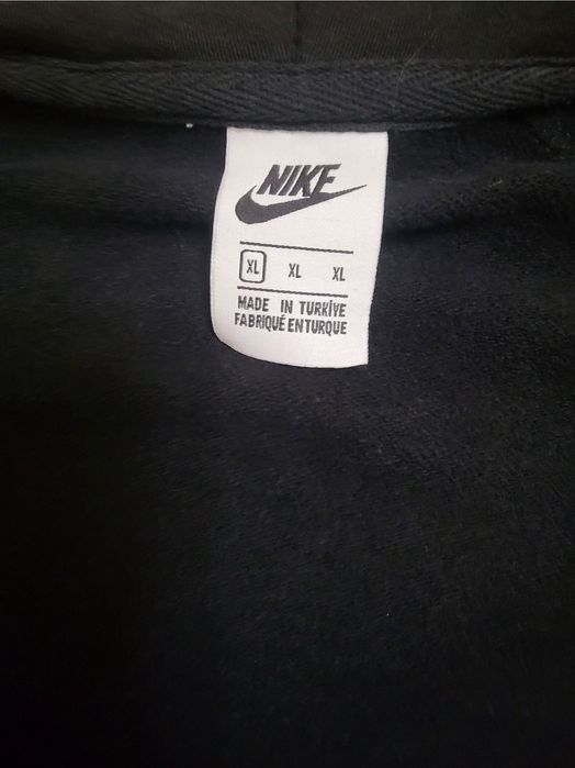 НОВО !Екип Nike Tech Fleece размер S/M Суитшърт  Nike