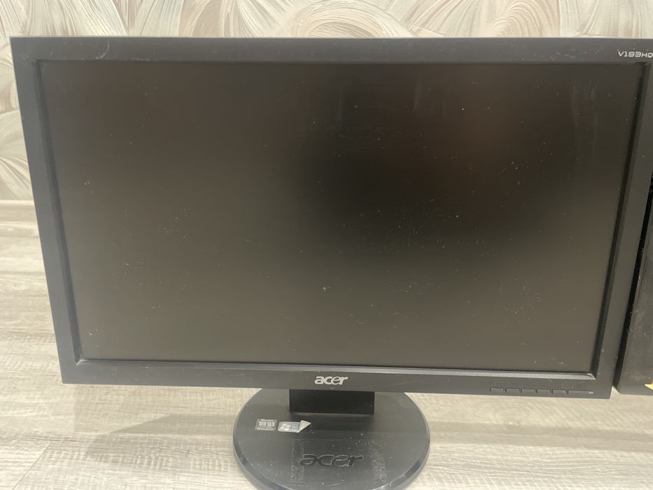 Мониторы acer и AOC по 5000 тг