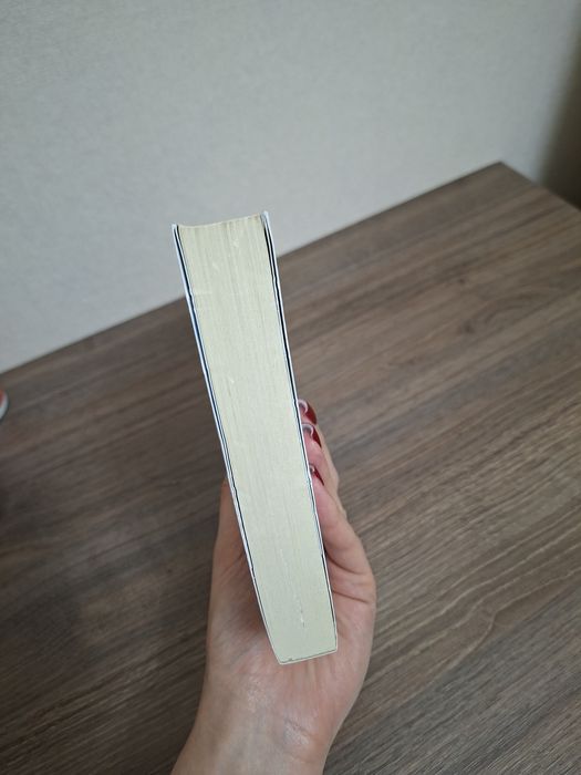 Разрушительная любовь, Анна Хуан