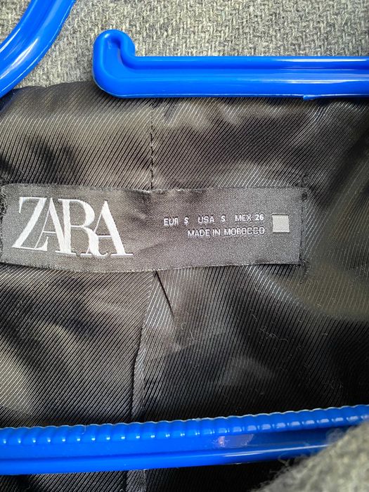 Късо палто на Zara