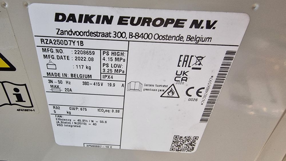 Нови външни тела DAIKIN 8, 12, 16, 24, 30kw перфектни за термопомпа
8k