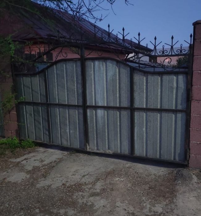 Продам ворота распашные