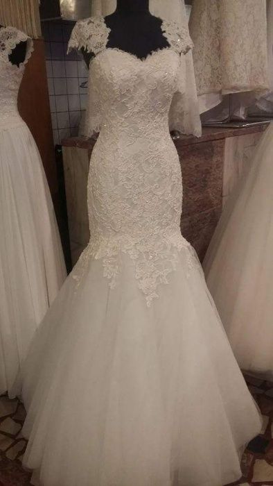 Rochie de mireasa tip sirena