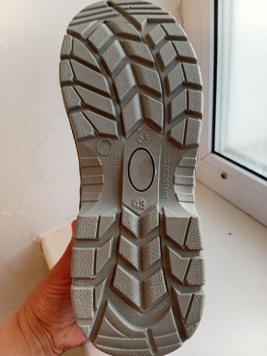 Ботинки для работы