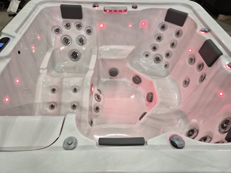 Jacuzzi electric mini piscină cadă cu hidromasaj ciubăr spa Viskan