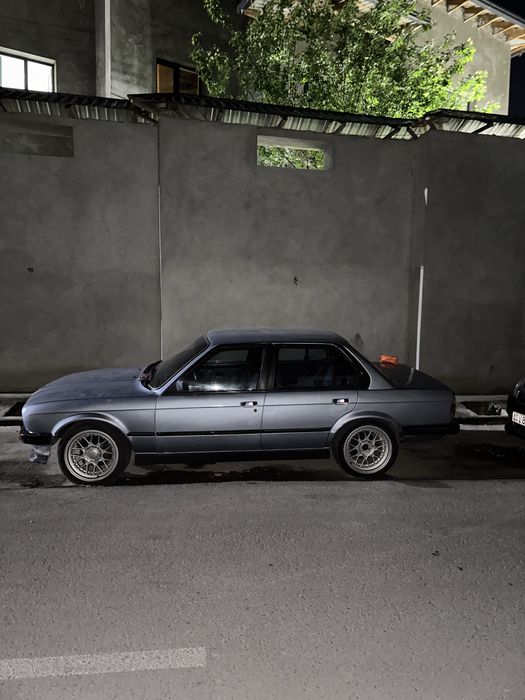 Bmw e30  18 mator