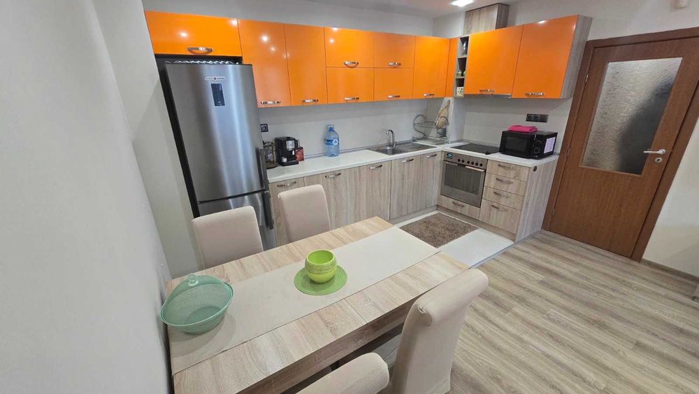 Център двустаен апартамент обзаведен